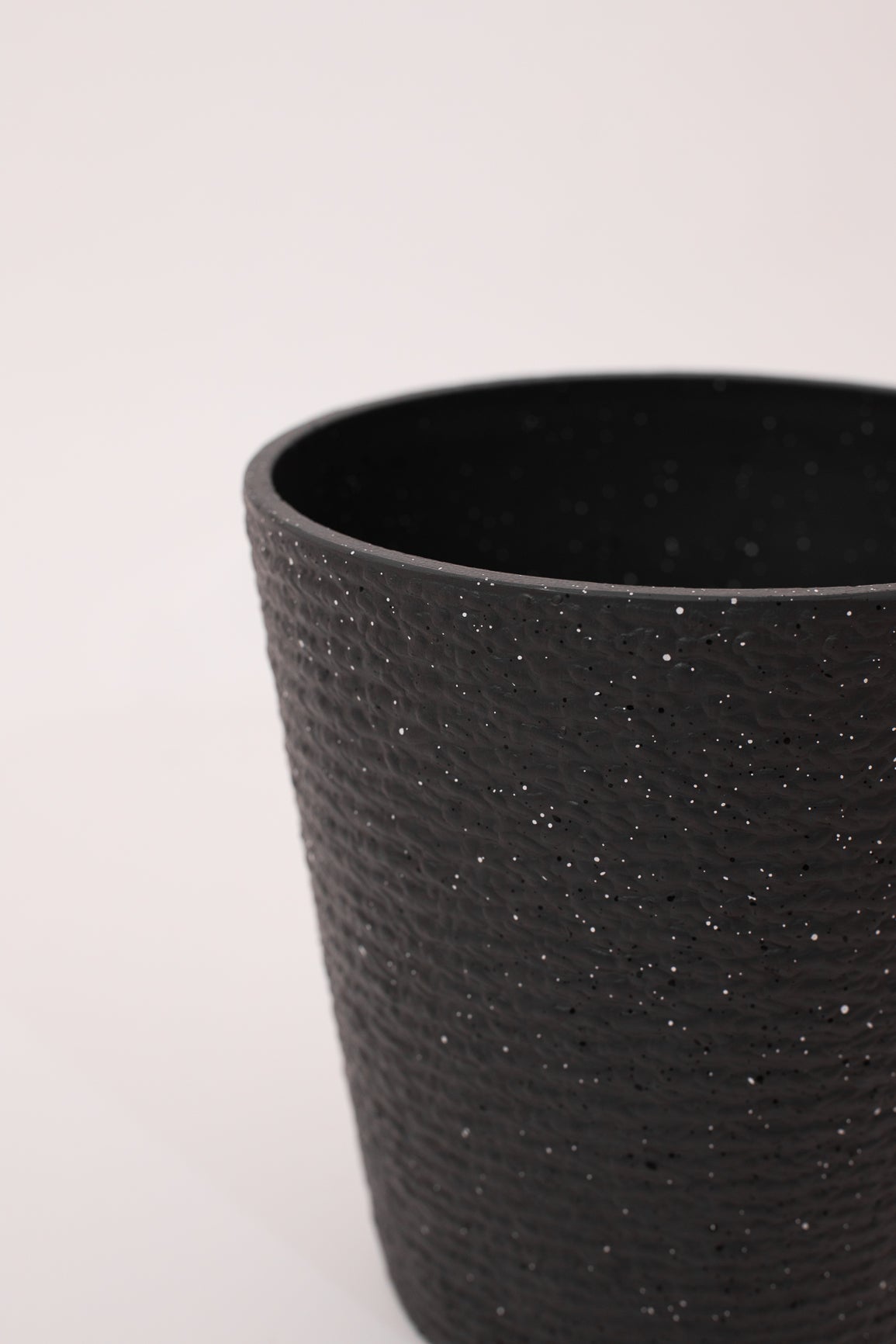 Basic Pot In Black