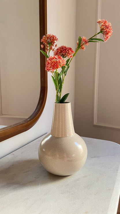 Linda Vase